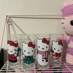 Hello Kitty christmas glassware set of 4